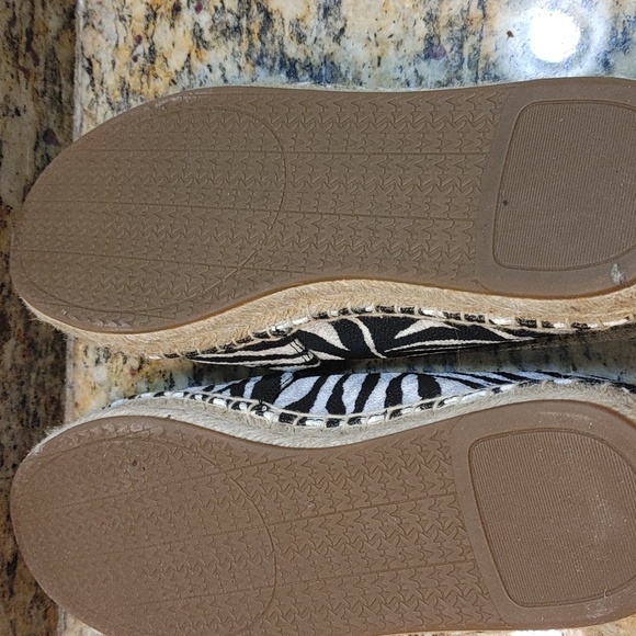 Michael Kors shoes - Picture 3 of 8